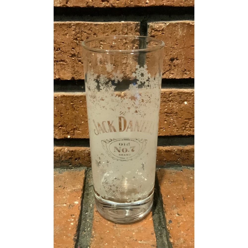 Jack Daniel's Frosted Snow Winter Etched‎ 6" Glass